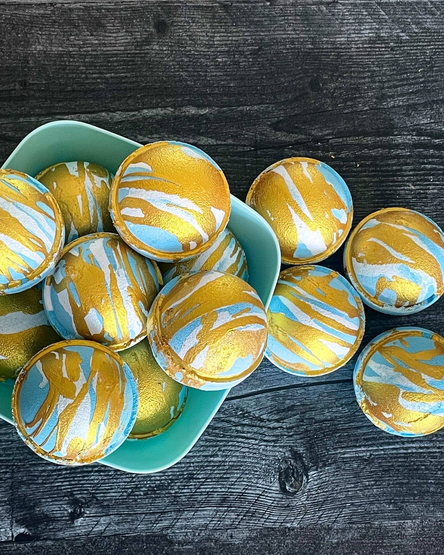 BATH BOMB
