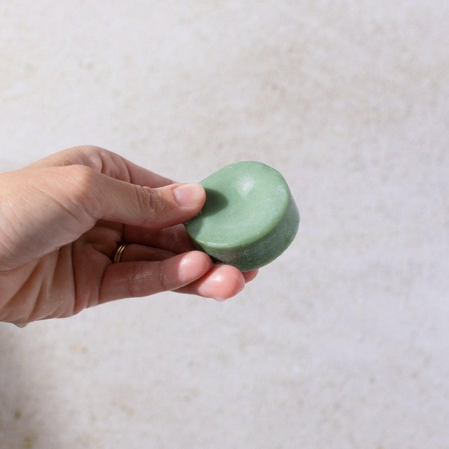 Bloom Castor Oil Conditioner Bar – For Stronger, Softer, Healthier Hair